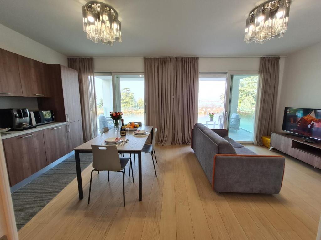 Sole Di Diana Luxury Apartments Peschiera del Garda Extérieur photo